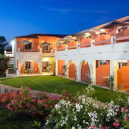 Les Pins Blancs En Provence Hotel ลูมีย์ ภายนอก รูปภาพ