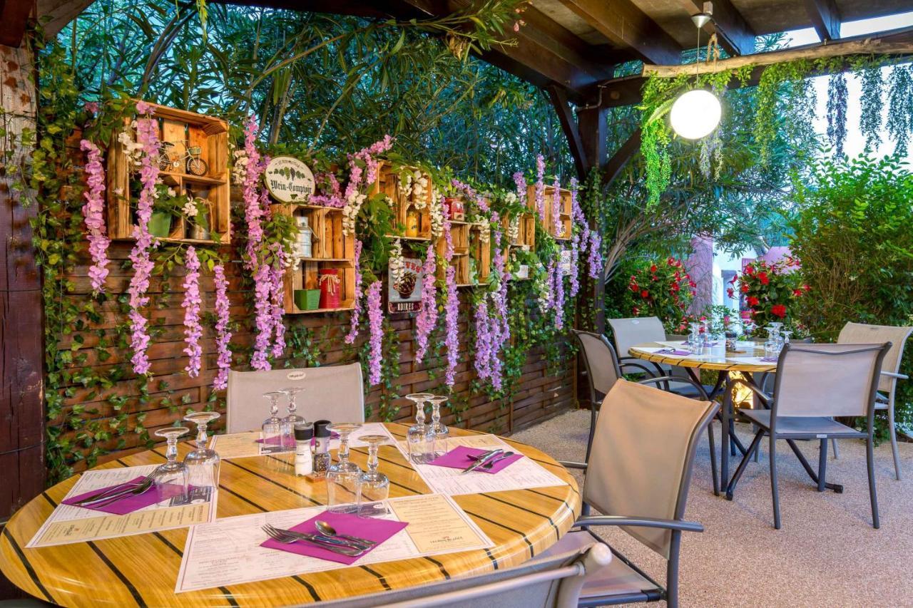 Les Pins Blancs En Provence Hotel ลูมีย์ ภายนอก รูปภาพ