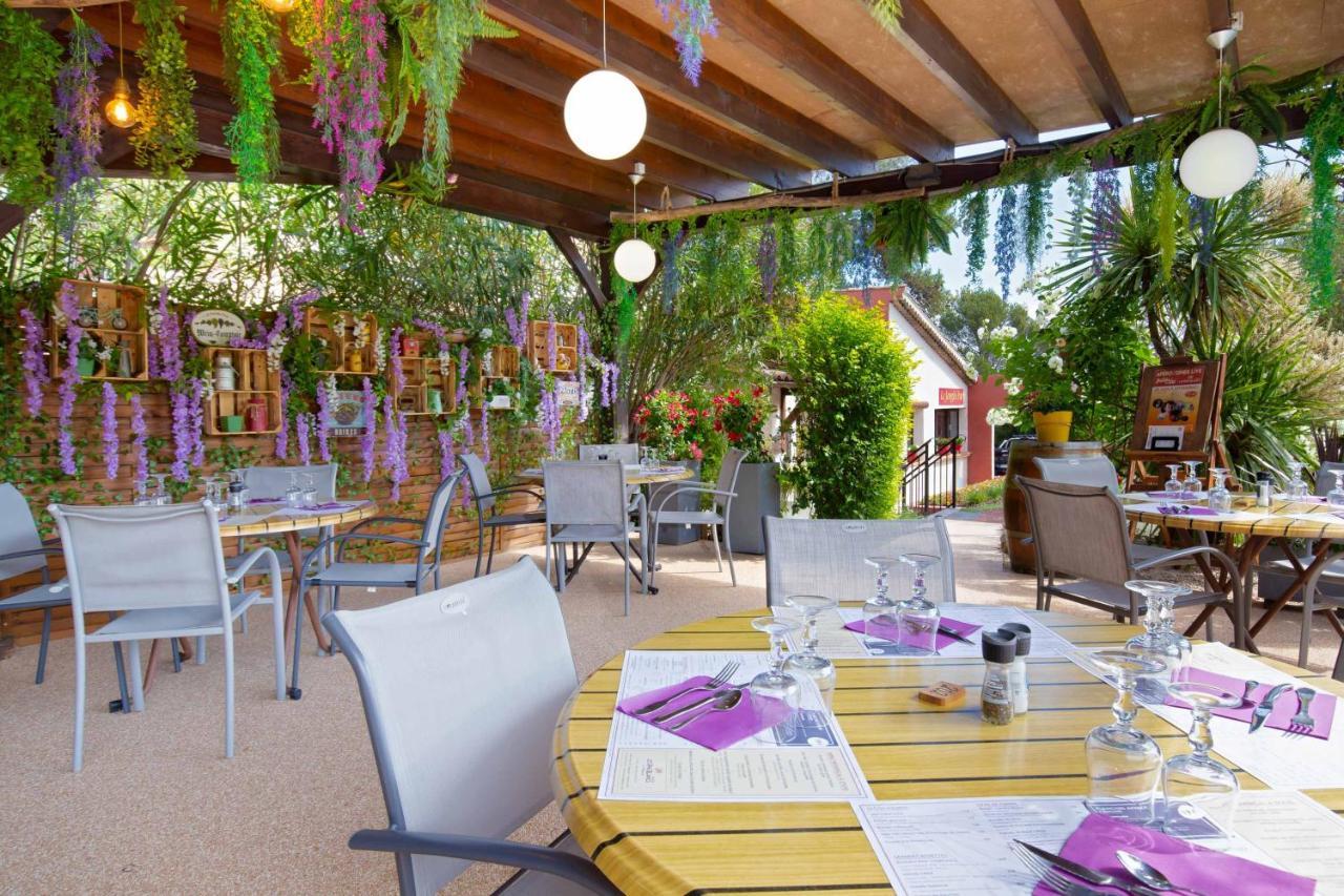 Les Pins Blancs En Provence Hotel ลูมีย์ ภายนอก รูปภาพ