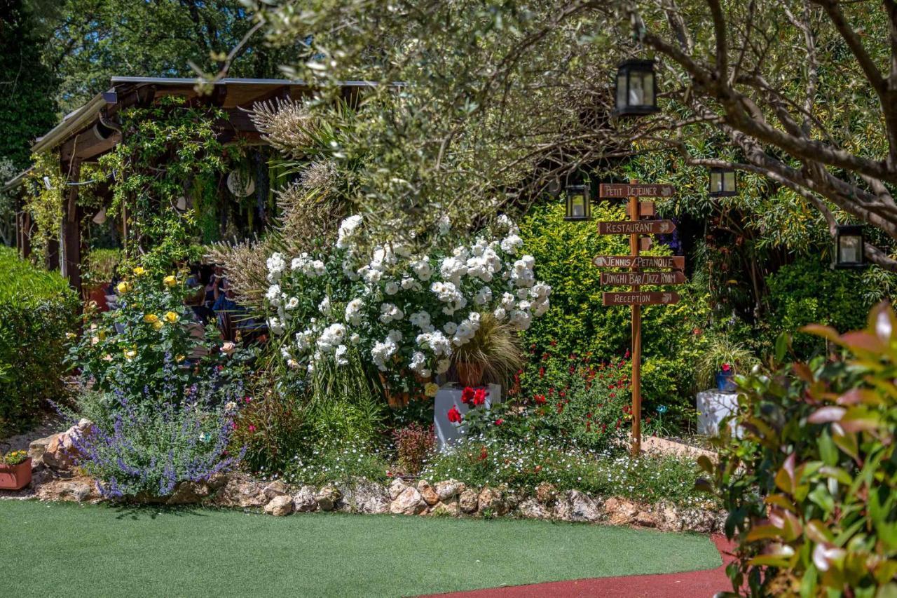 Les Pins Blancs En Provence Hotel ลูมีย์ ภายนอก รูปภาพ