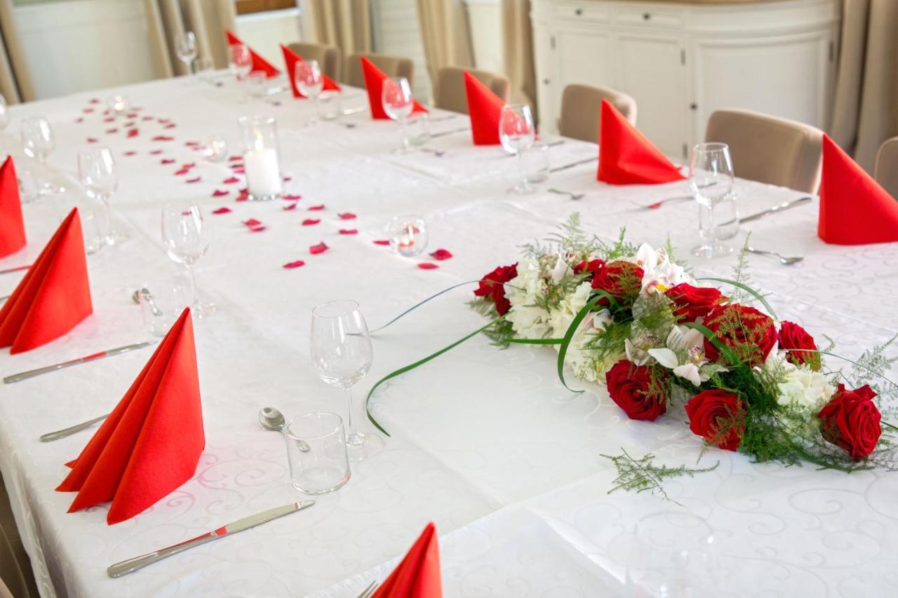Les Pins Blancs En Provence Hotel ลูมีย์ ภายนอก รูปภาพ