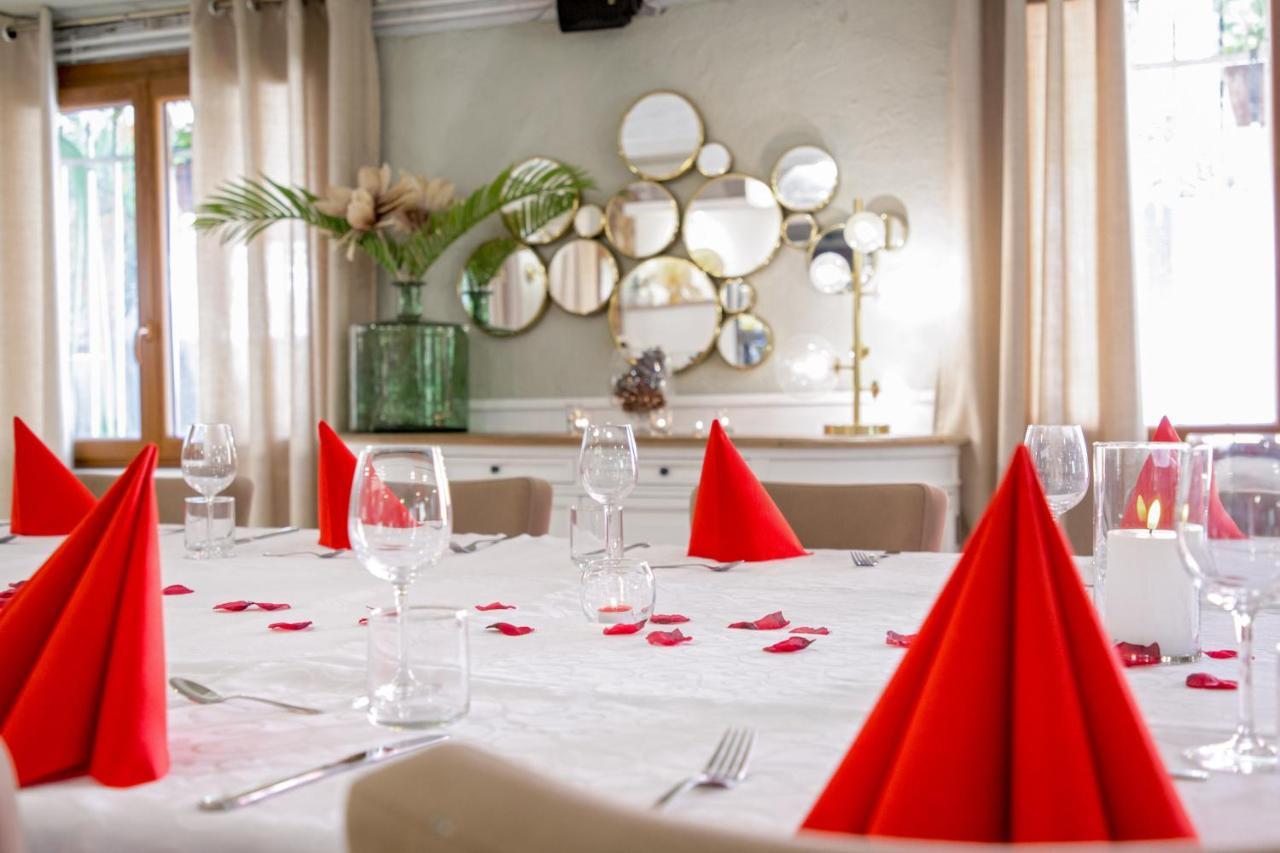 Les Pins Blancs En Provence Hotel ลูมีย์ ภายนอก รูปภาพ