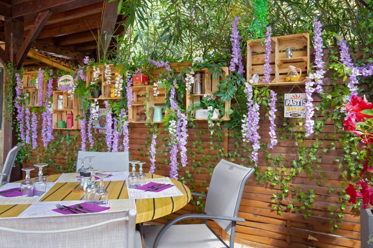 Les Pins Blancs En Provence Hotel ลูมีย์ ภายนอก รูปภาพ