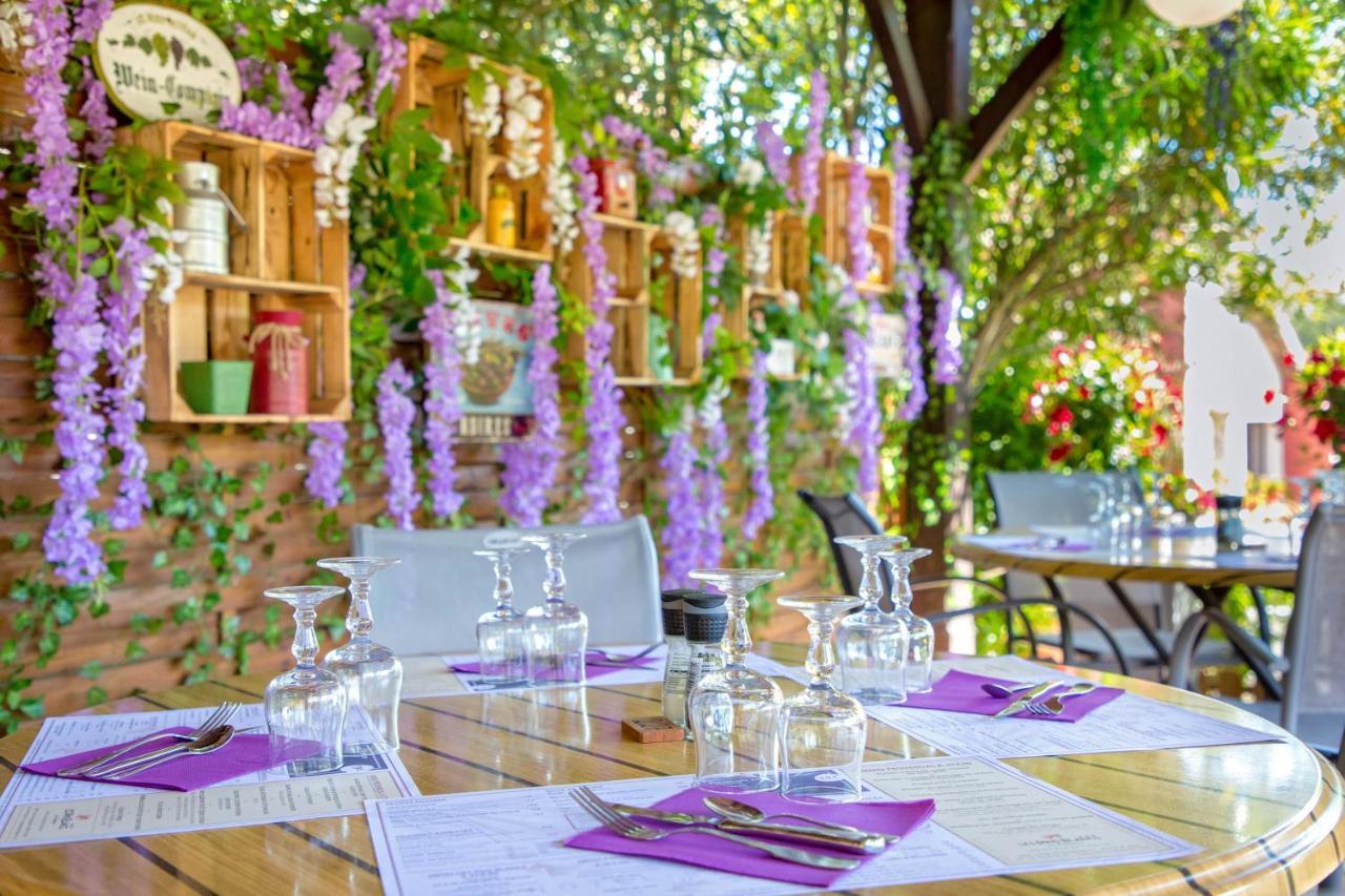 Les Pins Blancs En Provence Hotel ลูมีย์ ภายนอก รูปภาพ