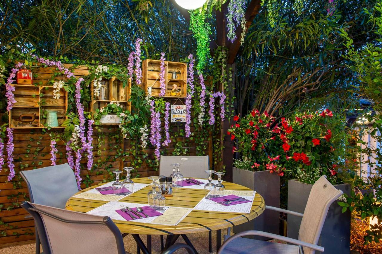 Les Pins Blancs En Provence Hotel ลูมีย์ ภายนอก รูปภาพ