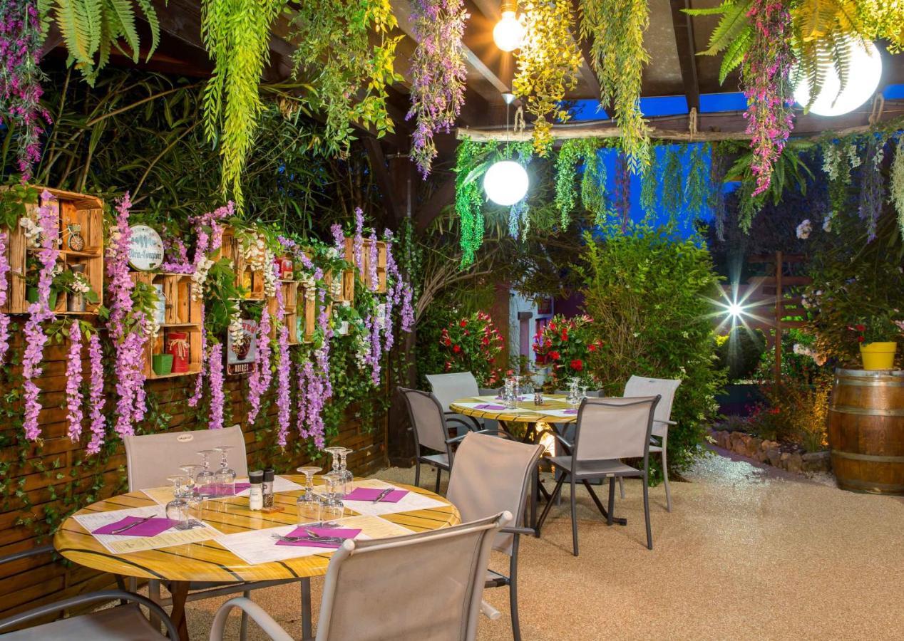 Les Pins Blancs En Provence Hotel ลูมีย์ ภายนอก รูปภาพ